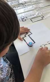 f685d2cf-5566-44ff-b641-a259d6168def